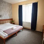 Hotel Pod Wierzba Swidnica (Lower Silesia)