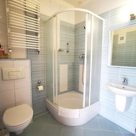 Pod Wierzba 3*