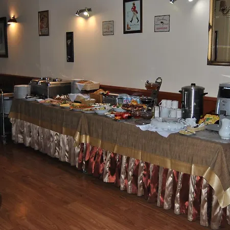 Pod Wierzba Hotel Swidnica (Lower Silesia)